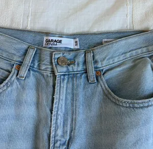 Garage low rise baggy jeans thumbnail 3