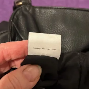 Liz Claiborne black handbag with lots of pockets and cute lock accent EUC thumbnail 15