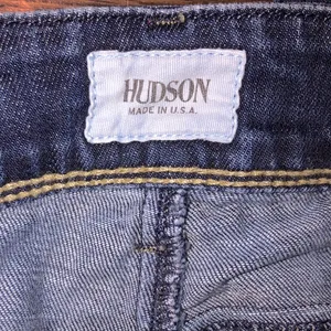 Hudson jeans size 27 flap pocket thumbnail 3