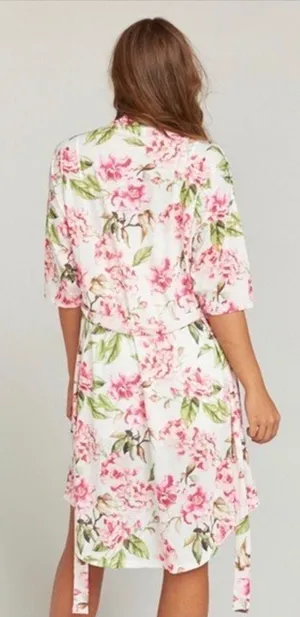 Show Me Your MuMu Garden Of Blooms White Pink Floral Bride Robe OS Girly Boho thumbnail 2