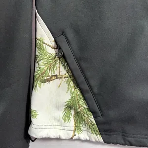 NEW Women's Bushmaster Black White‎ Camo Pro Hunter Softshell Jacket Small thumbnail 5