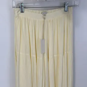 Z Supply Nicola Crinkled Gauze Tiered Maxi Skirt Pale Yellow thumbnail 5