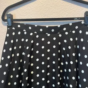 Women’s Black and White Polka Dot Skirt Size Large thumbnail 3