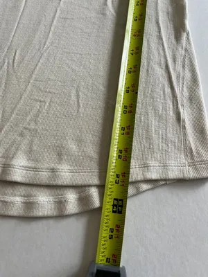 Lululemon Sz 6 Beige Pullover Ribbed Stretch Hold Tight Long-Sleeve Shirt thumbnail 9
