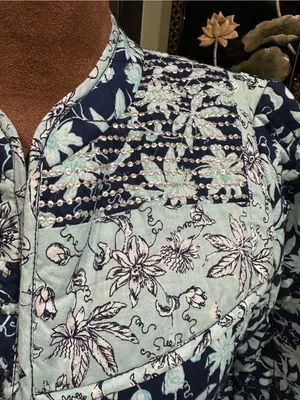 Anthropologie Leifsdottir Blue Floral Quilted Boho Jacket – Size 8 thumbnail 3