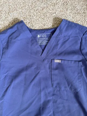 FIGS One-Pocket Catarina Scrub Top thumbnail 2