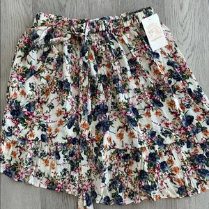 Bila Floral Wrap Skirt Tie Front Size Medium New thumbnail 2