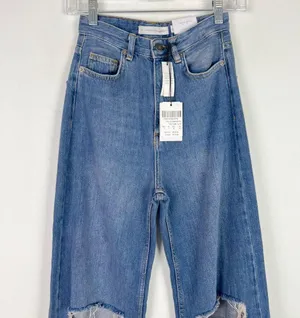 NWT Subdued Wide Leg Jeans Ripped Distressed High Rise Size 2 NEW thumbnail 2