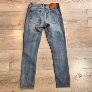 Lucky Brand Lolita Low Rise Crop Jeans Size‎ 0 or 25 Light Wash Denim Casual thumbnail 2