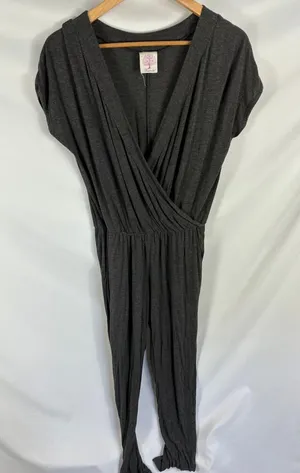 Freeloader Dark Grey V Neck Cap Sleeve slouchy Jumpsuit Size Small thumbnail 1