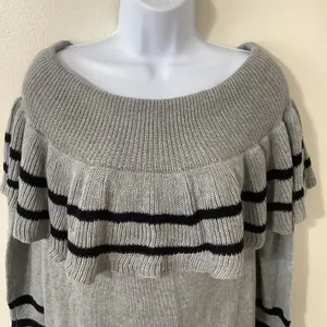 Very J Ruffle Top Knit Comfy Cozy Cozycore Grey Striped‎ Knitted Sweater Large thumbnail 2