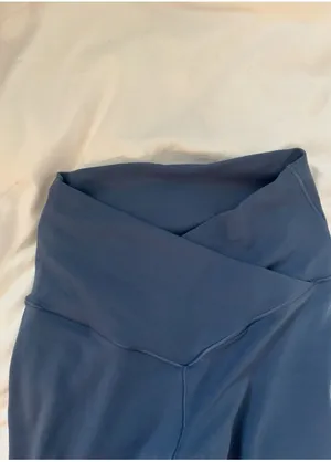 Aerie High-Waisted OFFLINE Flare Leggings thumbnail 4