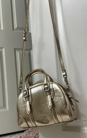ZARA Buckled Gold Purse thumbnail 5