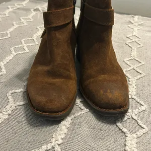 Born Brown Ankle Booties with Buckle Size 8 thumbnail 4