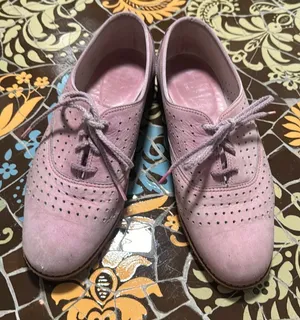 COLE HAAN  Pink Suede Lace-Up Oxfords thumbnail 1