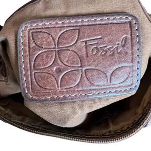 VTG FOSSIL Genuine Leather Brown Crossbody Bag Tan Satchel Zip-Top Key Charm Y2K thumbnail 6