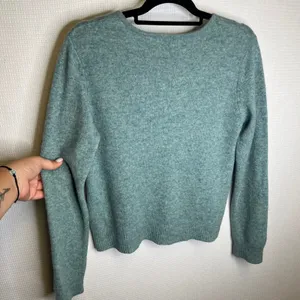 NY&CO Womens Sage Green Lambswool Blend V-Neck Pullover Sweater Large C233 thumbnail 2
