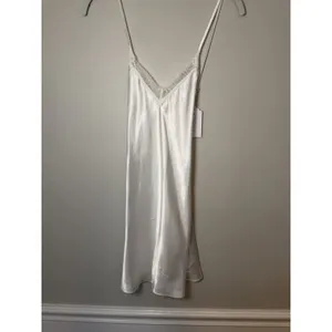 In Bloom By Jonquil White Lace TrimNightie Bridal Bride Sz XS NWT thumbnail 6