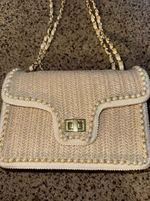 Cream Pearl-Trim Shoulder Bag with Gold Chain Strap thumbnail 2
