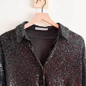 Abercrombie and Fitch Sequin Button Down Top Size XS thumbnail 4