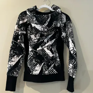 Lululemon Scuba Hoodie III Static Mist White Black thumbnail 4