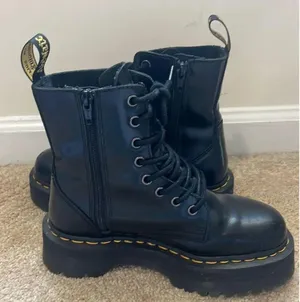 Platform Jadon Dr. Martens Boots Leather thumbnail 1
