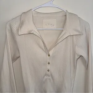 Aerie Cream Beige White Ribbed Longsleeve Collar Medium thumbnail 3