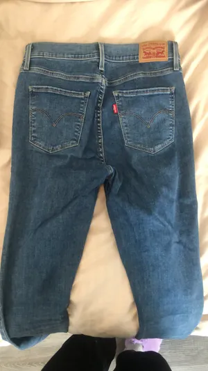 Levi's 720 High-Rise Super Skinny Jeans thumbnail 2