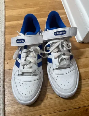 Adidas Low Forum Shoes thumbnail 1
