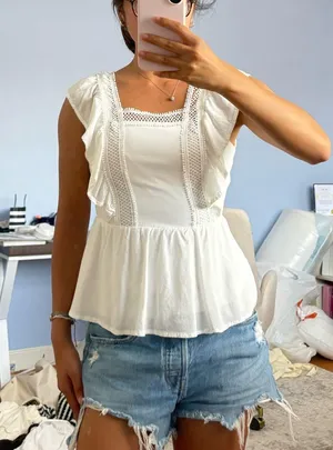Francesca's White Tank Top thumbnail 1