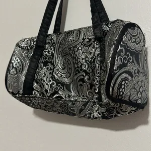Handle Makeup Bag thumbnail 2
