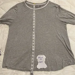 Marled Super cute LS T-shirt w/ double ruffles at cuffs. thumbnail 9