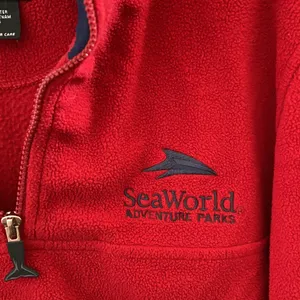 FINAL MARKDOWN Sea world 1/4 zip fleece pullover 8 thumbnail 2