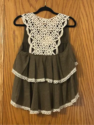Hayden LA Olive Tiered Crochet Lace Trim Tank - NWT - Size L thumbnail 2