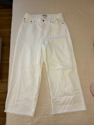 Abercrombie Curve Love High-Rise Jeans thumbnail 1