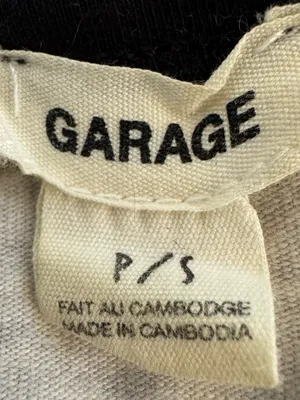 Garage Y2K Light Gray Crop Top with Black Trim and White Stripe, size S Petite thumbnail 4