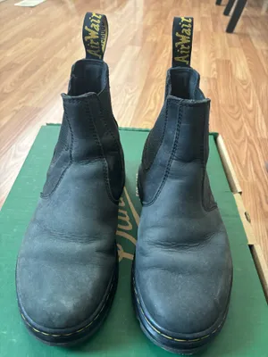 Dr. Martens Embury Chelsea Boots thumbnail 5
