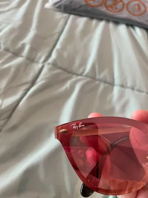 Ray-Ban s Sunglasses thumbnail 2
