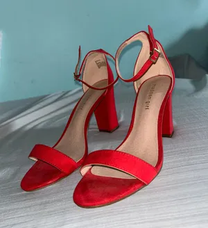 Madden Girl Heels thumbnail 1