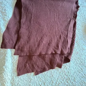 Womenwithin sweater size 0 over the shoulder sweatshirt Red Long sleeve Shirt thumbnail 3