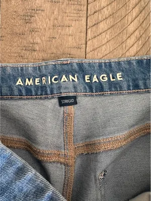 American Eagle Strigid Curvy Relaxed Denim Jean Shorts High Rise Women’s size 14 thumbnail 8
