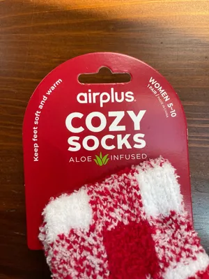 New airplus Cozy Aloe Infused Socks - Red & White Checkered Women Size 5-10 thumbnail 2