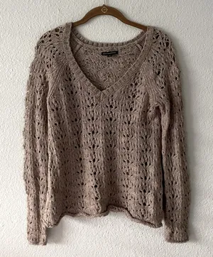 American Eagle Tan V Neck Sweater Open Knit Size Small thumbnail 1