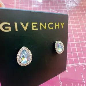 Givenchy earrings thumbnail 2