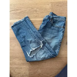 Vtg Levi's 501 CT Rolling Fog W26 L32 Distressed Tapered Boyfriend Jeans‎ thumbnail 3