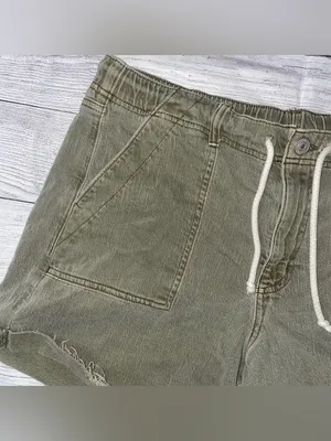 American Eagle Outfitters Olive Drawstring High-Rise Casual Shorts thumbnail 3