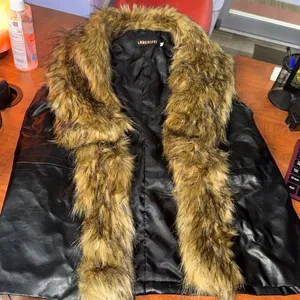 Women's Black Faux Fur Vest thumbnail 2