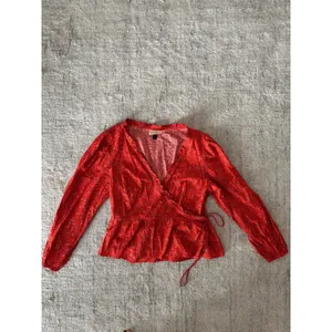 Universal Thread Red Floral Wrap Blouse Womens Large Long Sleeve Tie Waist thumbnail 7