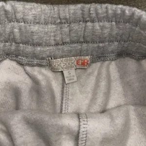 Dillards Heather Grey High Rise Sweatshorts thumbnail 3