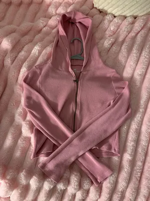 Holister cropped zip up thumbnail 1